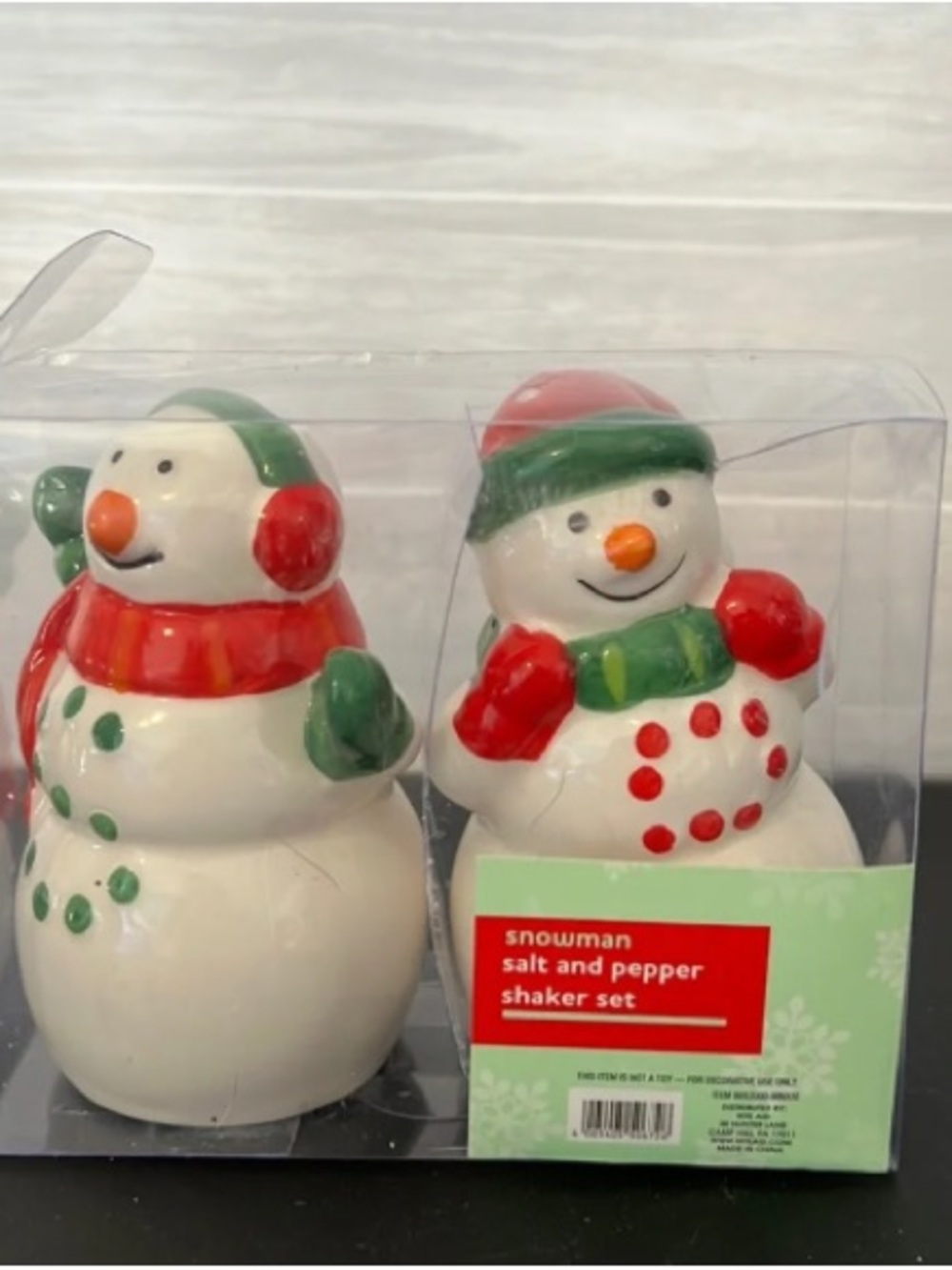 Festive Snowman Salt & Pepper Shaker Set - Red & Green